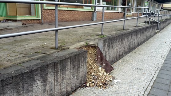 Gefahrenstelle vor den Flachl&auml;den (Foto: Karl-Heinz Herrmann)