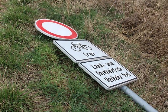 Mit 100 km/h &uuml;ber den Unstrut-Werra-Radweg? (Foto: Karl-Heinz Herrmann)