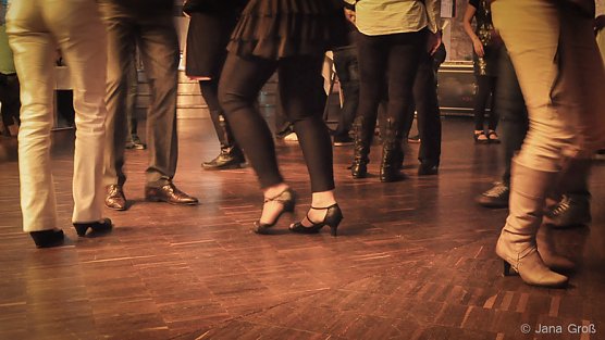 Welttanztag auch in Sondershausen (Foto: Jana Groß) Welttanztag auch in Sondershausen (Foto: Jana Groß)