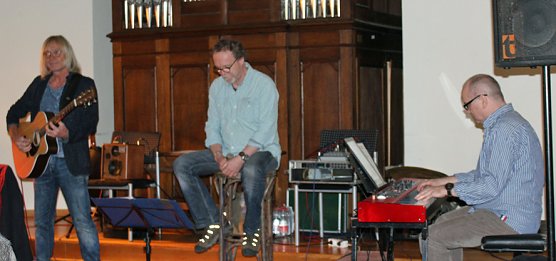 Musikalische Lesung zum Welttag des Buches (Foto: Karl-Heinz Herrmann) Musikalische Lesung zum Welttag des Buches (Foto: Karl-Heinz Herrmann)