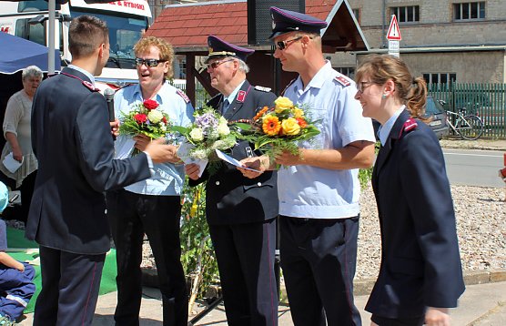 Feuerwehrger&auml;tehaus feierlich &uuml;bergeben (Foto: Karl-Heinz Herrmann)
