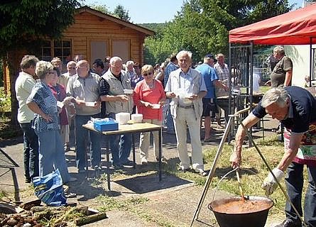 Feiern am Himmelfahrtstag (Foto: Karl-Heinz Herrmann)