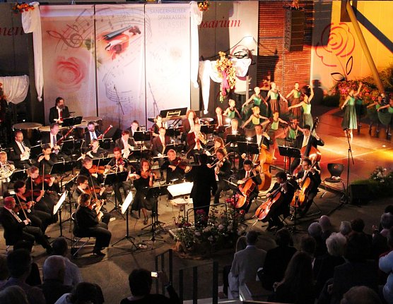 Klassiknacht im Rosarium (Foto: Rosenstadt Sangerhausen GmbH)