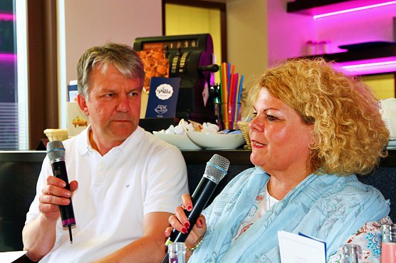 Einf&uuml;hrung in Zar und Zimmermann (Foto: G&uuml;nter Herting)