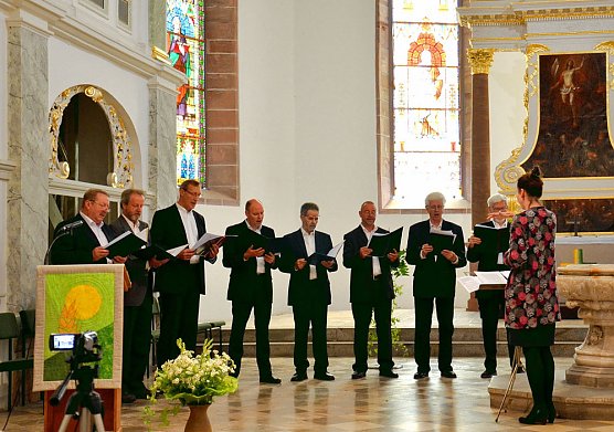 Festgottesdienst zu 500 Jahre Reformation: (Foto: Peter Zimmer) Festgottesdienst zu 500 Jahre Reformation: (Foto: Peter Zimmer)