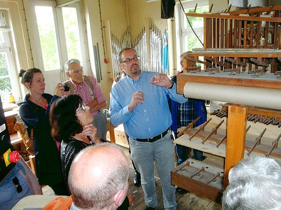 Besuch bei der Eule (Foto: Peter Zimmer)