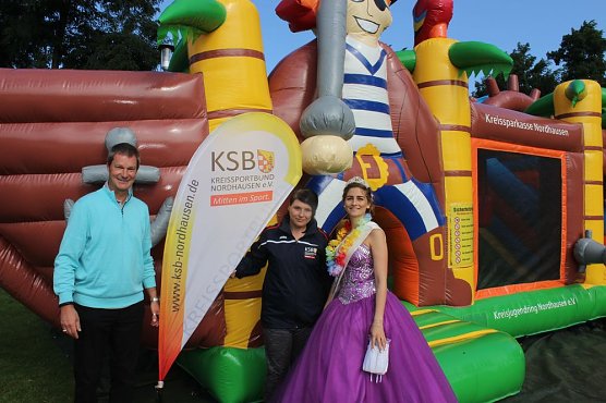 Schwimmbadfest er&ouml;ffnet (Foto: Karl-Heinz Herrmann)