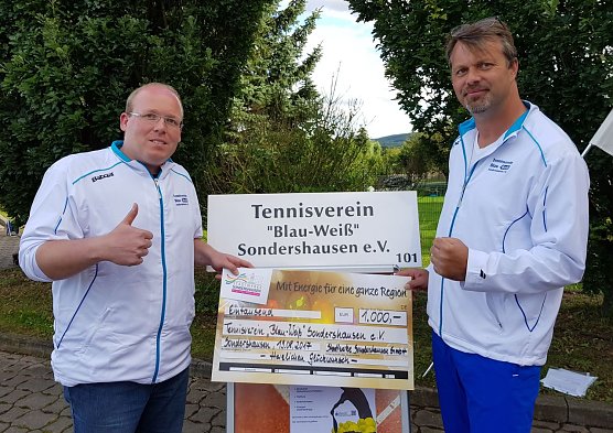 Spiel, Satz & Sieg f&uuml;r den Tennisverein! (Foto: Marcel Fromm)