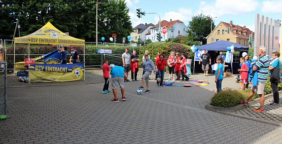 "Wir engagieren uns vor Ort! (Foto: Karl-Heinz Herrmann)