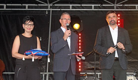 Weinprinzessin Shantel I. gekr&ouml;nt (Foto: Karl-Heinz Herrmann)