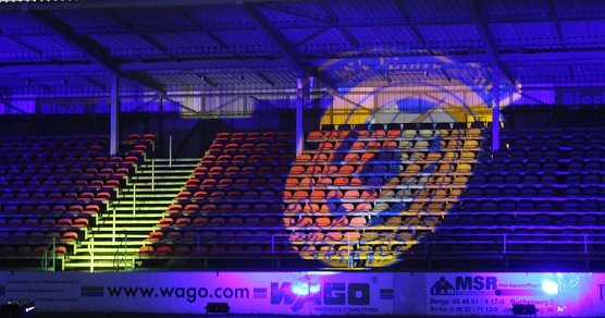 Die Eintracht stellt sich vor (Foto: Karl-Heinz Herrmann)