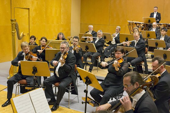 Mit dem Bus ins Sinfoniekonzert (Foto: Tilman Graner)