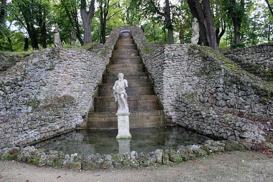 Vandalismus im Schlosspark Ebeleben (Foto: Karl-Heinz Herrmann)