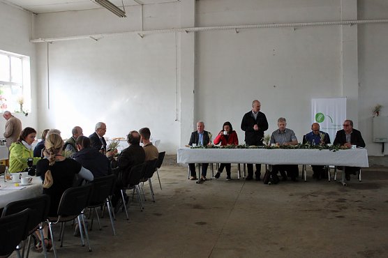 Landwirte beim Kyffh&auml;user Erntegespr&auml;ch (Foto: Karl-Heinz Herrmann)
