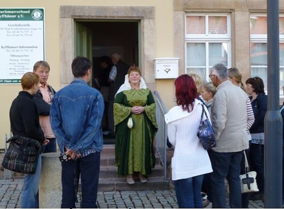 &Ouml;ffentliche Stadtf&uuml;hrung zum Historischen Bauernmarkt (Foto: Stadtmarketing Bad Frankenhausen)