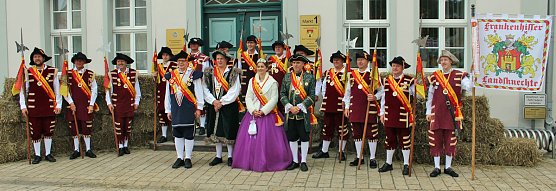 Er&ouml;ffnung Bauernmarkt (Foto: Karl-Heinz Herrmann)
