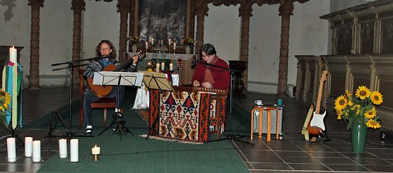 Duo Parwaneh in der Trinitatiskirche (Foto: Karl-Heinz Herrmann)