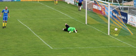 Im Schlussspurt Spiel gedreht (Foto: Karl-Heinz Herrmann)