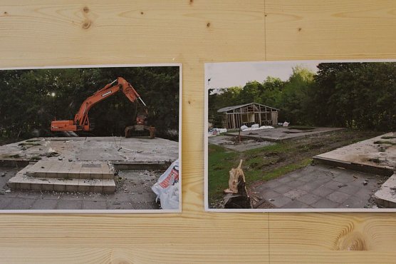 &Uuml;bergabe eines F&ouml;rdermittelbescheides (Foto: Karl-Heinz Herrmann)