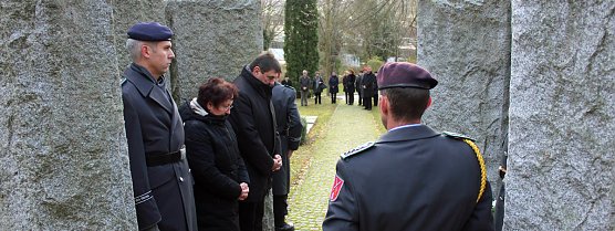 Der Opfer von Gewalt und Kriegen gedacht (Foto: Karl-Heinz Herrmann)