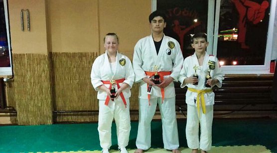 Kampfkunstschule Artern erfolgreich (Foto: Werner Bank)