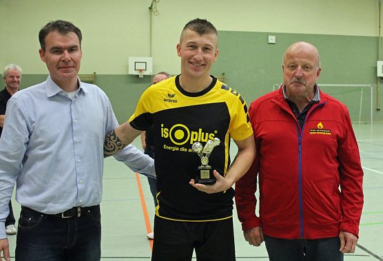 Cup-Verteidiger wurde gefordert (Foto: Karl-Heinz Herrmann)