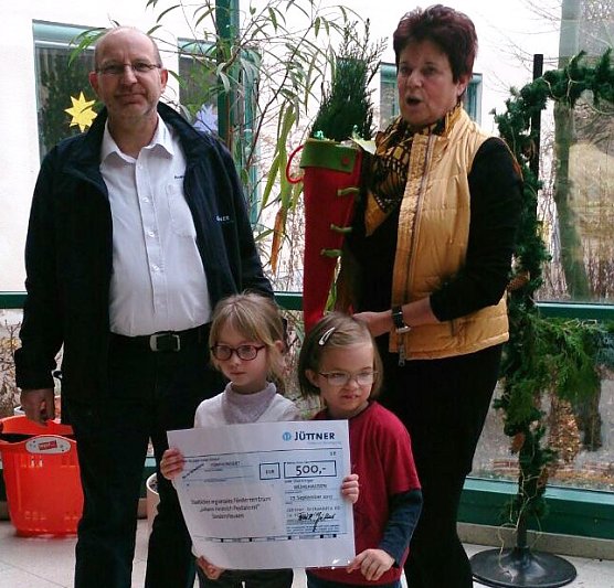 Spende von Sanit&auml;tshaus (Foto: F&ouml;rderzentrum SDH)