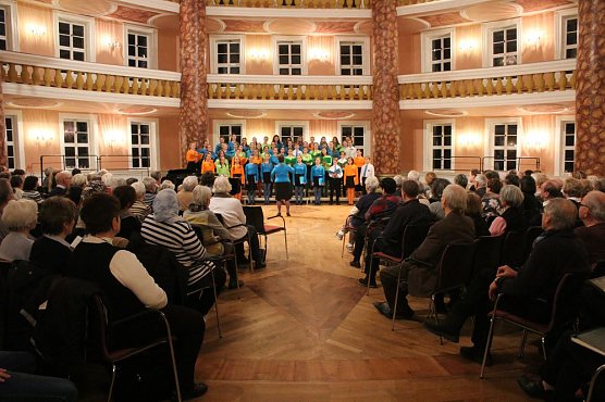 Internationales Kinderchorfestival beendet (Foto: Karl-Heinz Herrmann) Internationales Kinderchorfestival beendet (Foto: Karl-Heinz Herrmann)