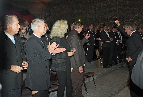 Ehrenarschleder zwei Mal verliehen. (Foto: Karl-Heinz Herrmann) Ehrenarschleder zwei Mal verliehen. (Foto: Karl-Heinz Herrmann)