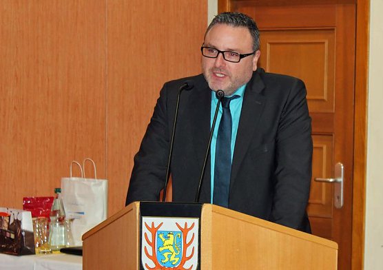 Erster Kandidatenvorschlag für die Landratswahl (Foto: Karl-Heinz Herrmann) Erster Kandidatenvorschlag für die Landratswahl (Foto: Karl-Heinz Herrmann)