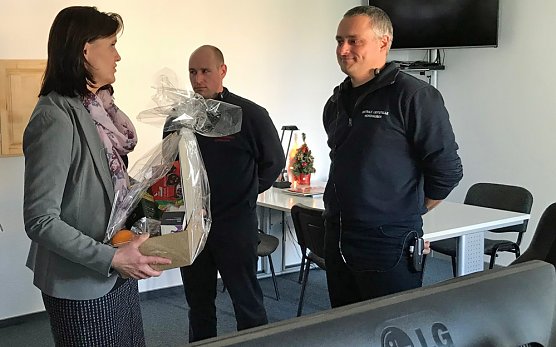 Rettungsleitstelle besucht (Foto: privat) Rettungsleitstelle besucht (Foto: privat)