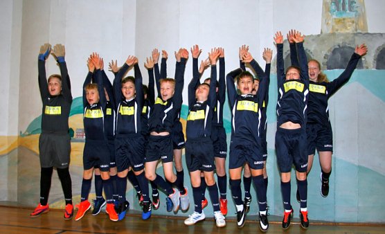 Neue Trikots und Wendetops (Foto: Andrea L&ouml;ser)