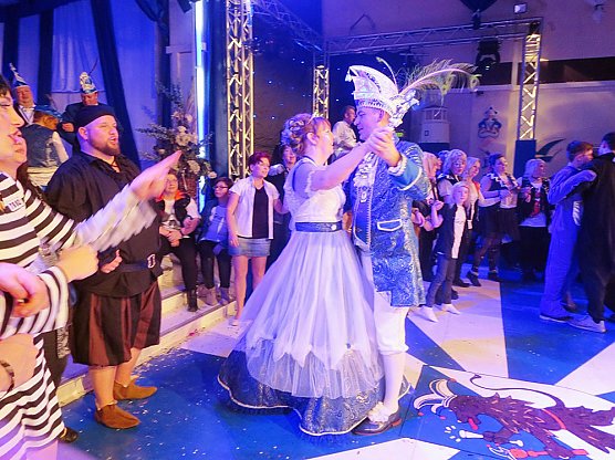 Es lacht das Herz, es tobt der Saal,... (Foto: Silke Erdmann-Gretsch)