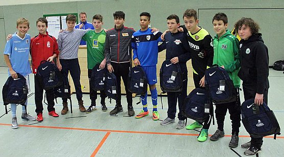 5. Allianz Cup im Fußball nach München (Foto: Karl-Heinz Herrmann) 5. Allianz Cup im Fußball nach München (Foto: Karl-Heinz Herrmann)