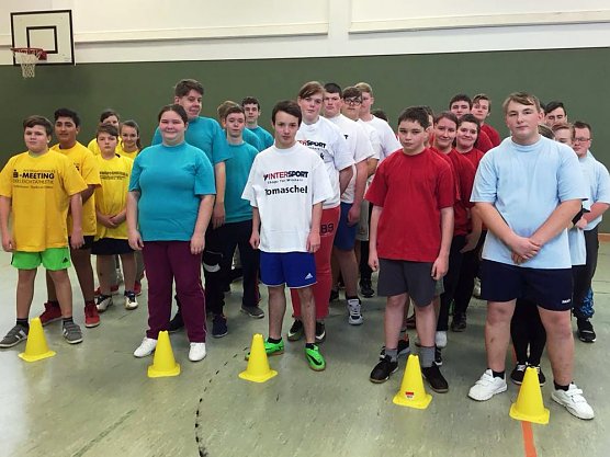 Handballturnier im Staatlich Regionalen Förderzentrum (Foto: K. Schubert) Handballturnier im Staatlich Regionalen Förderzentrum (Foto: K. Schubert)