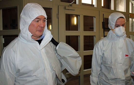 Schadstoffen auf der Spur (Foto: Karl-Heinz Herrmann)