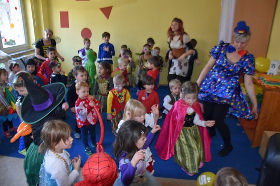 Flohkiste Helau! (Foto: Flohkiste Schrnberg) Flohkiste Helau! (Foto: Flohkiste Schrnberg)