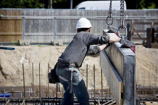 Bau-Mindestlohn steigt auf 11,75 Euro pro Stunde (Foto: IG Bau)