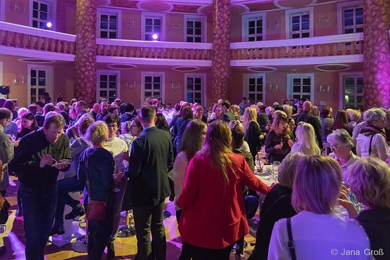 Bildergalerie After Work Lounge 8.März (Foto: Jana Groß) Bildergalerie After Work Lounge 8.März (Foto: Jana Groß)