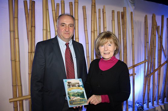 Festakt 200 Jahre Kur in Bad Frankenhausen (Foto: Karl-Heinz Herrmann) Festakt 200 Jahre Kur in Bad Frankenhausen (Foto: Karl-Heinz Herrmann)