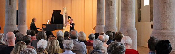 Harfenkl&auml;nge im Marstall (Foto: Karl-Heinz Herrmann)
