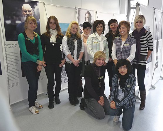 Schüler begleiten Schüler (Foto: Karl-Heinz Herrmann) Schüler begleiten Schüler (Foto: Karl-Heinz Herrmann)