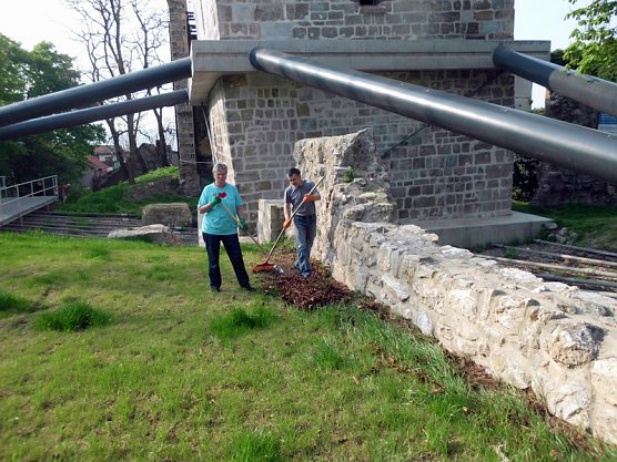 Erst die Arbeit - dann das Vergnügen! (Foto: Margit Uthleb) Erst die Arbeit - dann das Vergnügen! (Foto: Margit Uthleb)