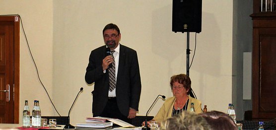 Letzte Stadtratssitzung des bisherigen B&uuml;rgermeisters (Foto: Karl-Heinz Herrmann)
