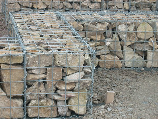 Gabionen auf dem Frauenberg (Foto: Karl-Heinz Herrmann)