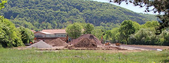 Was passiert hinter der Franzbergschule? (Foto: Karl-Heinz Herrmann)