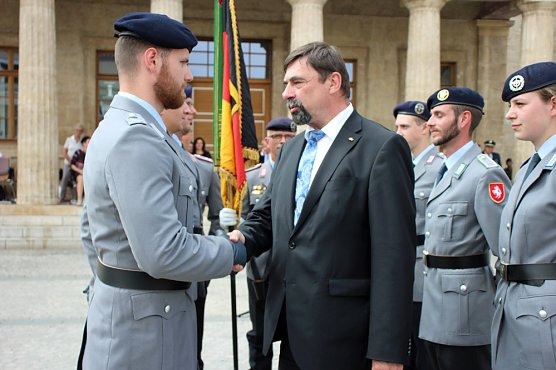 Wieder Soldatinnen und Soldaten vereidigt (Foto: Karl-Heinz Herrmann)