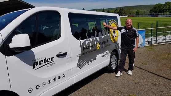 Mega-Party, super Stimmung, neue A-Klasse... (Foto: BSV Eintracht) Mega-Party, super Stimmung, neue A-Klasse... (Foto: BSV Eintracht)