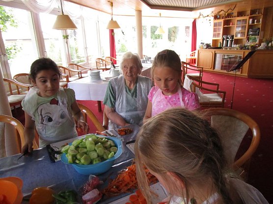 Gesund und fröhlich durch den Alltag (Foto: AWO) Gesund und fröhlich durch den Alltag (Foto: AWO)
