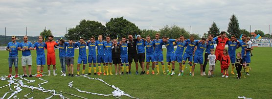 Meisterschaft gefeiert - BSV Eintracht (Foto: Karl-Heinz Herrmann) Meisterschaft gefeiert - BSV Eintracht (Foto: Karl-Heinz Herrmann)